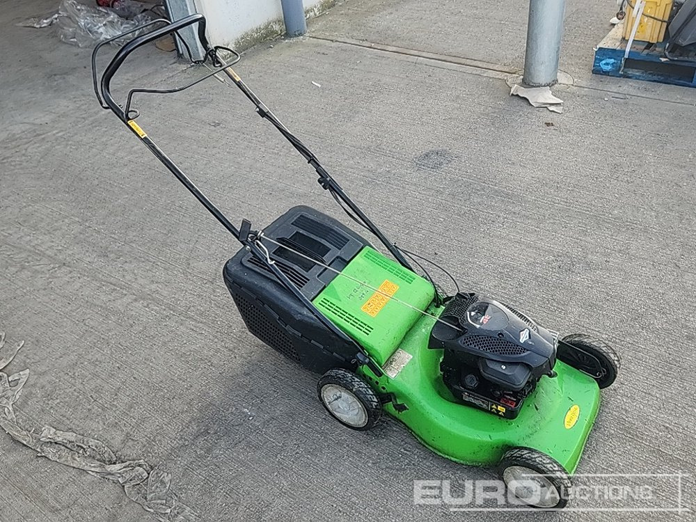 Petrol Lawn Mower, Briggs & Stratton Engine - Équipement de garage: photos 4 Petrol Lawn Mower, Briggs & Stratton Engine - Équipement de garage: photos 4