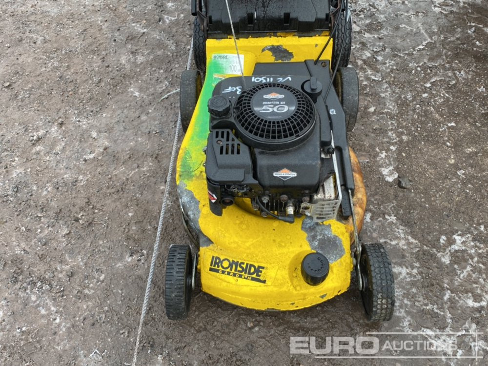 Petrol Lawnmowers (3 of) - Motofaucheuse: photos 4 Petrol Lawnmowers (3 of) - Motofaucheuse: photos 4