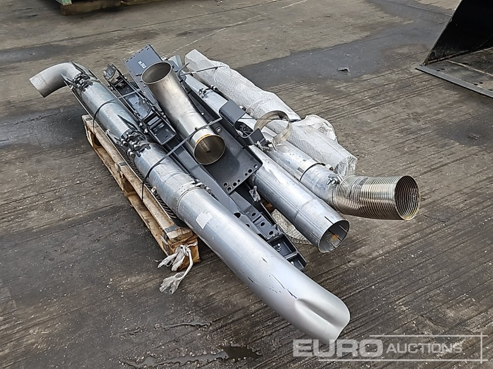 Upright Exhaust System to suit Volvo - Pièces de rechange: photos 1 Upright Exhaust System to suit Volvo - Pièces de rechange: photos 1