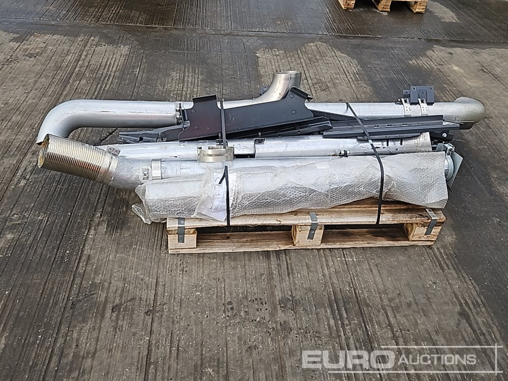 Upright Exhaust System to suit Volvo - Pièces de rechange: photos 4 Upright Exhaust System to suit Volvo - Pièces de rechange: photos 4