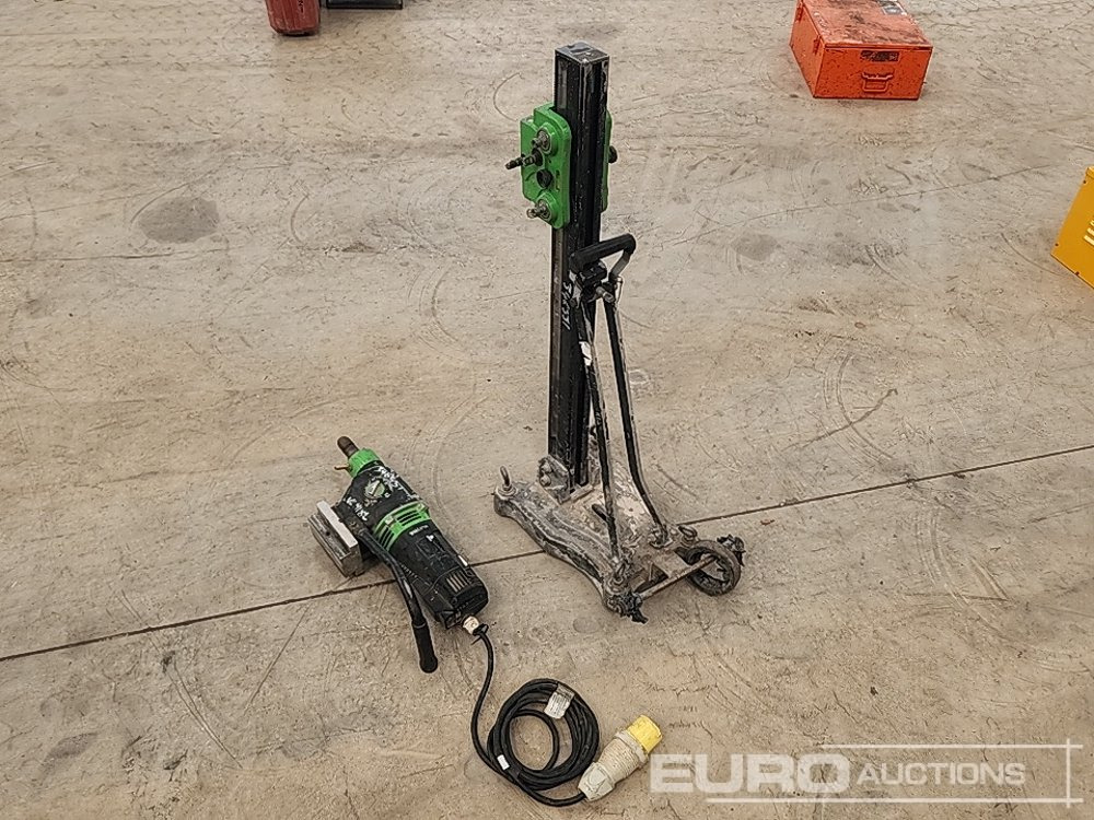 Refina EBM352/3 110 Volt Core Drill & Stand - Matériel de chantier: photos 2 Refina EBM352/3 110 Volt Core Drill & Stand - Matériel de chantier: photos 2