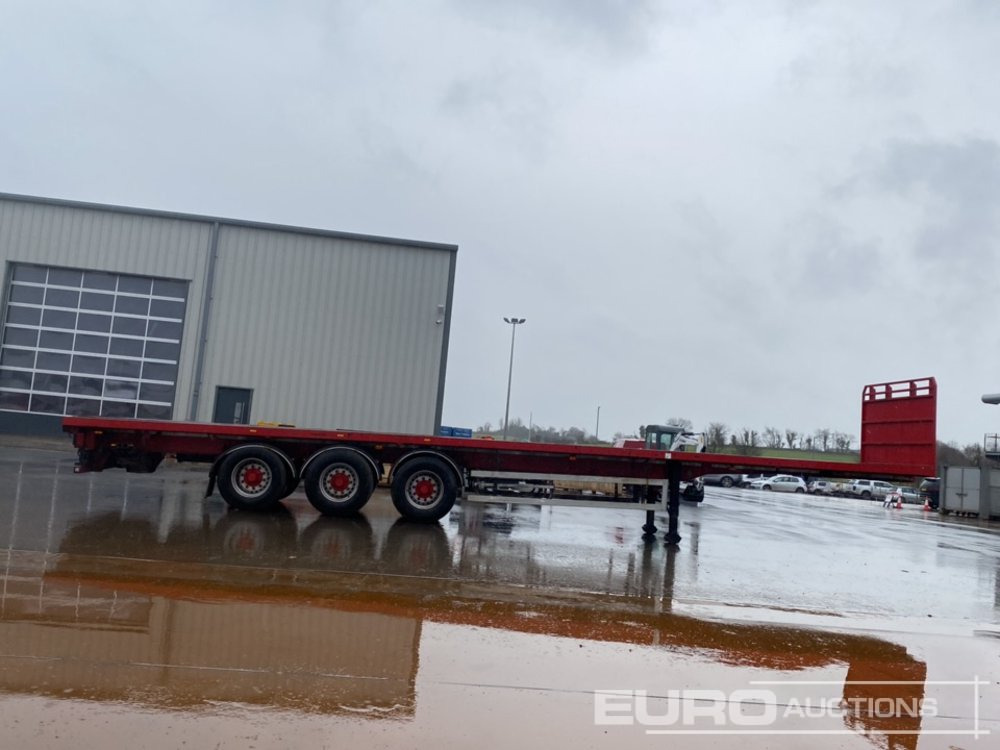 SDC 45' Tri Axle Flat Trailer, BPW Axles, Goal Post Sockets, Twist Locks - Semi-remorque plateau: photos 5 SDC 45' Tri Axle Flat Trailer, BPW Axles, Goal Post Sockets, Twist Locks - Semi-remorque plateau: photos 5
