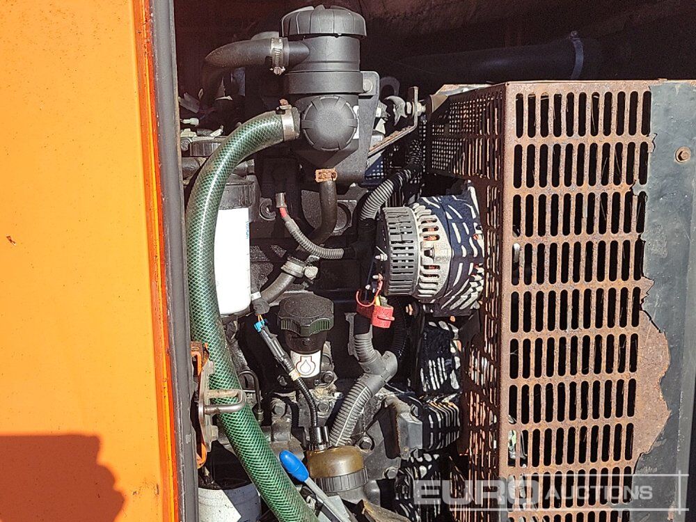 Groupe électrogène SDMO R110: photos 22 Groupe électrogène SDMO R110: photos 22