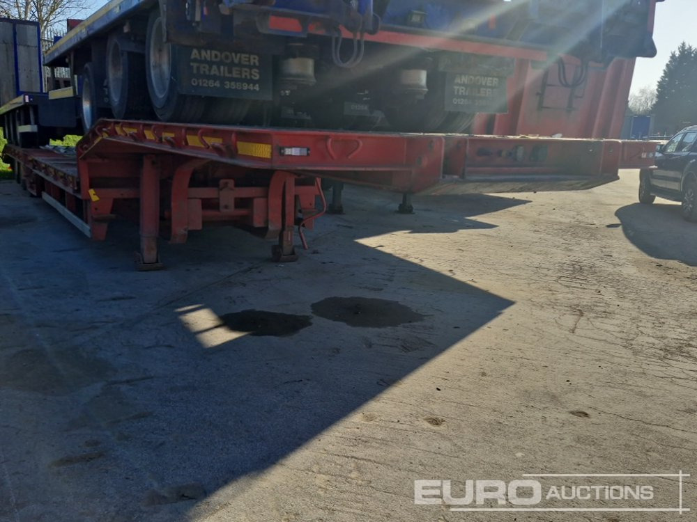 SM TRAILERS Tri Axle Extendable Stepframe Low Loader Trailer, Neck Ramps, Wheel Wells, Tail Ramps - Semi-remorque surbaissé: photos 4 SM TRAILERS Tri Axle Extendable Stepframe Low Loader Trailer, Neck Ramps, Wheel Wells, Tail Ramps - Semi-remorque surbaissé: photos 4