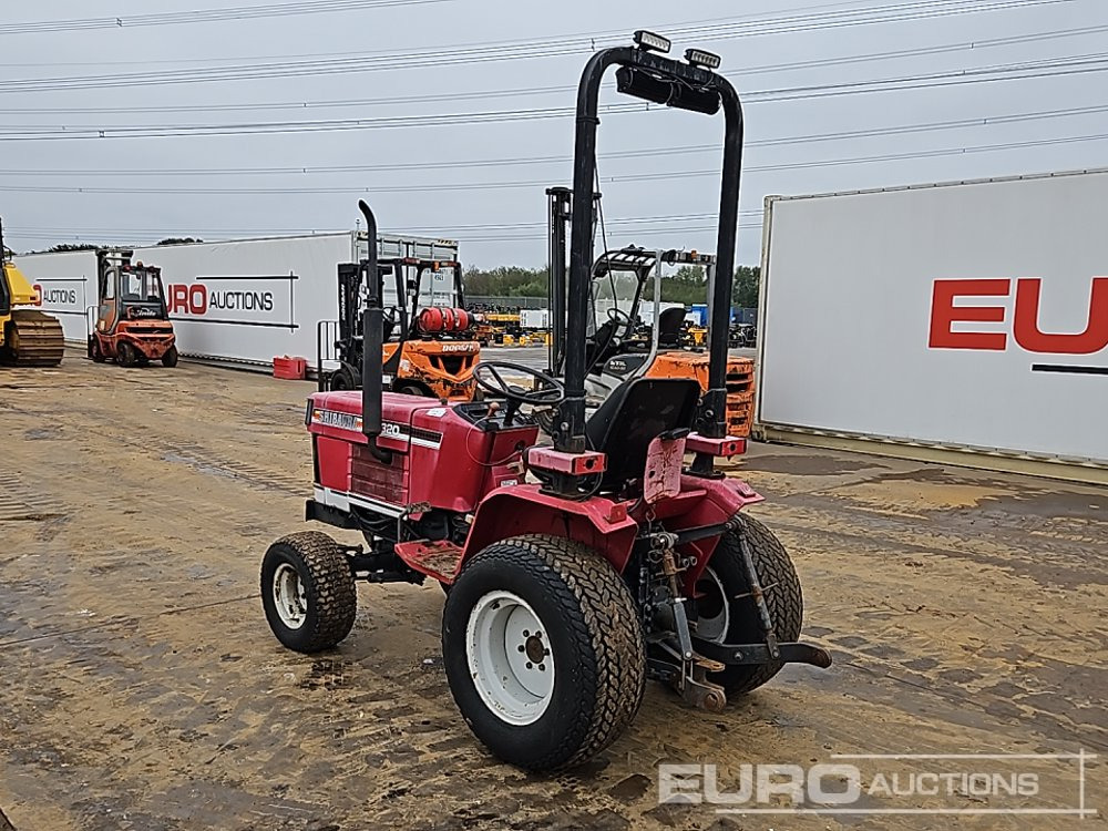 Shibaura S320 - Micro tracteur: photos 3 Shibaura S320 - Micro tracteur: photos 3