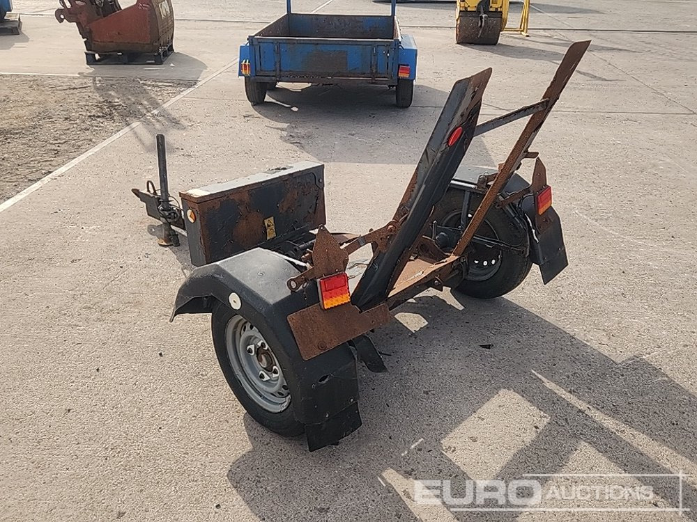 Single Axle Trailer to suit Pedestrian Roller - Remorque porte engin: photos 2 Single Axle Trailer to suit Pedestrian Roller - Remorque porte engin: photos 2