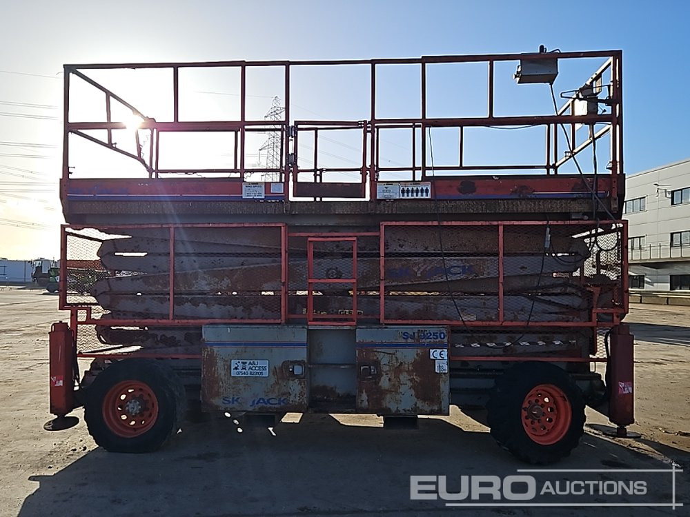 SkyJack SJ9250 - Nacelle: photos 2 SkyJack SJ9250 - Nacelle: photos 2