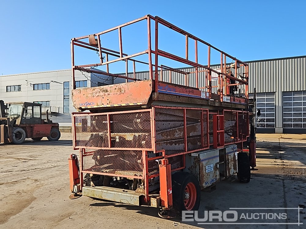 SkyJack SJ9250 - Nacelle: photos 1 SkyJack SJ9250 - Nacelle: photos 1