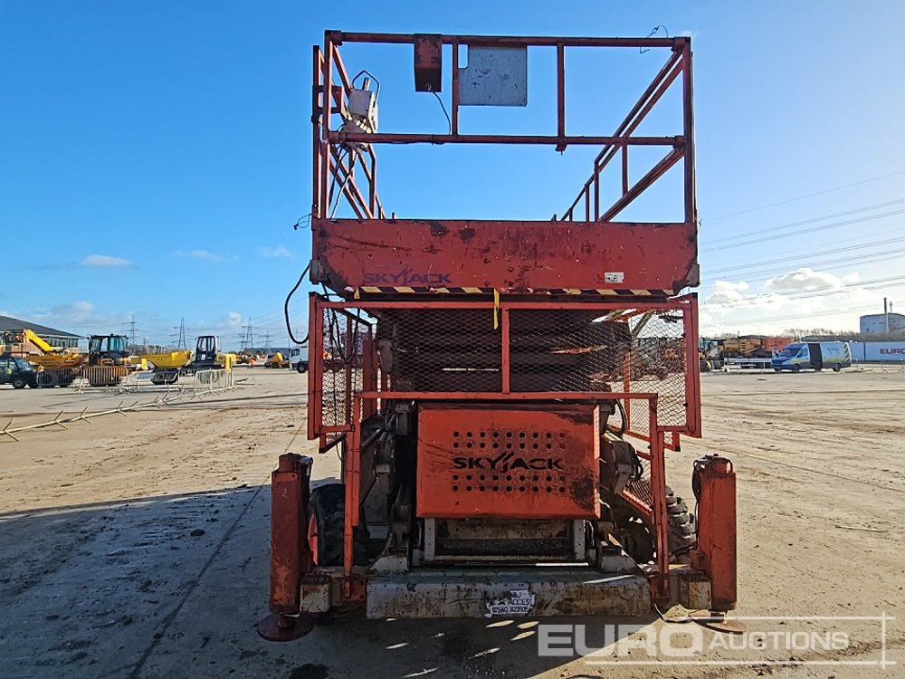 SkyJack SJ9250 - Nacelle: photos 4 SkyJack SJ9250 - Nacelle: photos 4