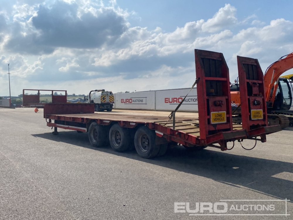 Soughan Tri Axle Stepframe Low Loader, Ramps - Semi-remorque surbaissé: photos 4 Soughan Tri Axle Stepframe Low Loader, Ramps - Semi-remorque surbaissé: photos 4