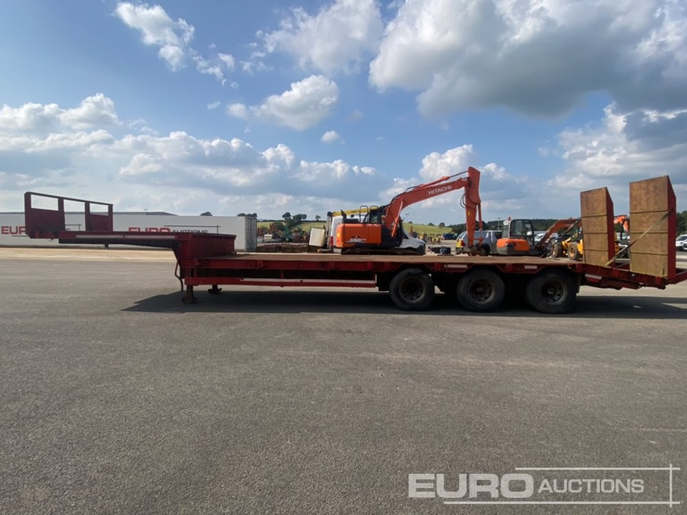 Soughan Tri Axle Stepframe Low Loader, Ramps - Semi-remorque surbaissé: photos 3 Soughan Tri Axle Stepframe Low Loader, Ramps - Semi-remorque surbaissé: photos 3