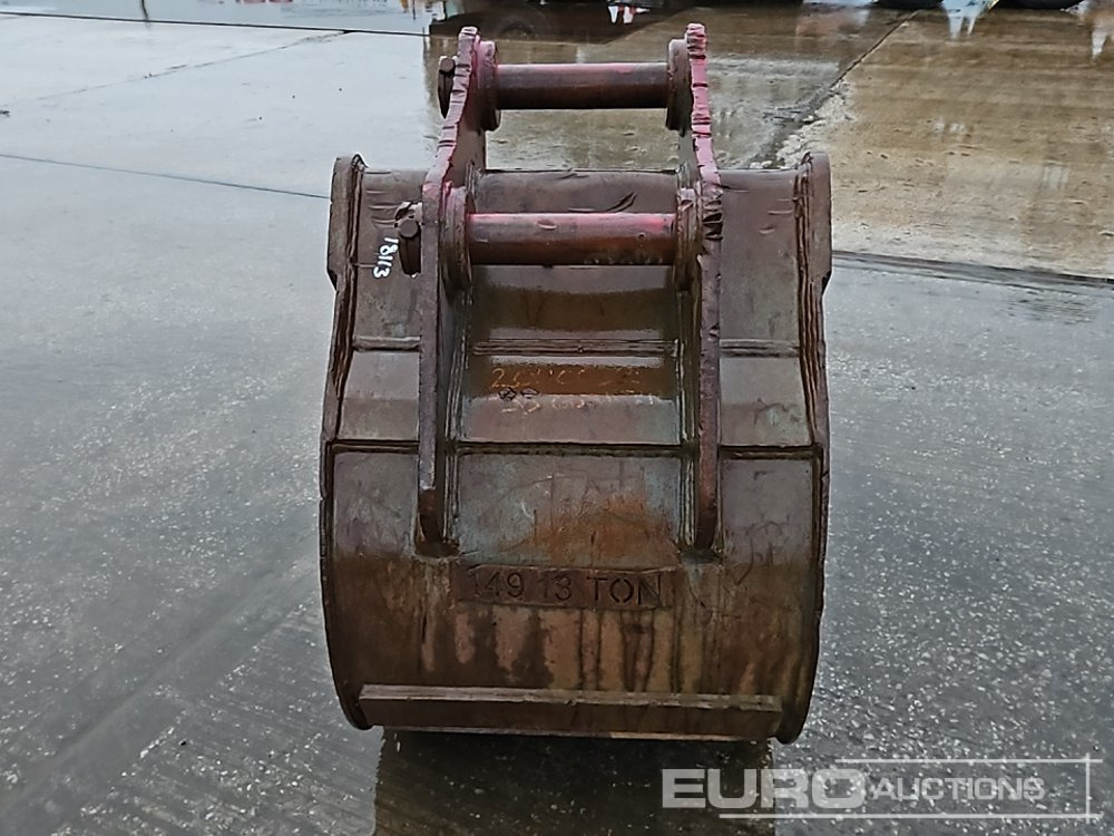 Strickland 30" Digging Bucket 65mm Pin to suit 13 Ton Excavator - Godet: photos 4 Strickland 30" Digging Bucket 65mm Pin to suit 13 Ton Excavator - Godet: photos 4
