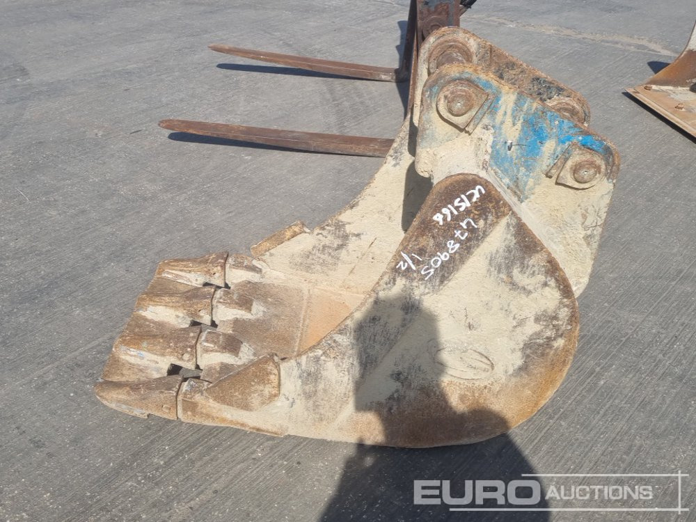 Strickland 60" Ditching, 24" Digging Bucket 60mm Pin to suit 10 Ton Excavator - Godet: photos 2 Strickland 60" Ditching, 24" Digging Bucket 60mm Pin to suit 10 Ton Excavator - Godet: photos 2