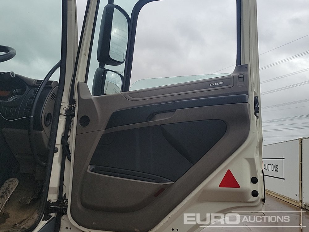 Tracteur routier 2013 DAF CF: photos 22