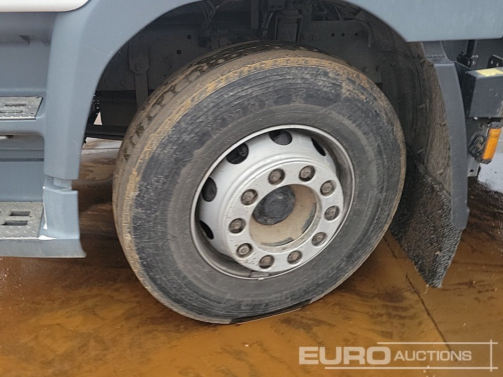 Tracteur routier 2013 DAF CF: photos 9