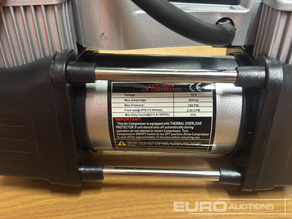 Équipement de garage Unused 12Volt 150PSI Twin Cylinder Air Compressor, Extension Tube, Adaptor Nozzles: photos 8 Équipement de garage Unused 12Volt 150PSI Twin Cylinder Air Compressor, Extension Tube, Adaptor Nozzles: photos 8
