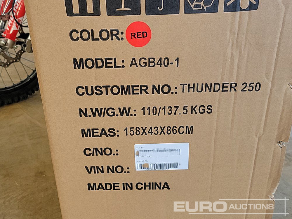 Motocyclette Unused 2025 Apollo Thunder 250cc Motorcross Bike, 21" Front, 18" Rear Tyres, Electric Start, Air Cooled, Hydraulic Suspension, Disc Brakes, Lighting Kit (UNASSEMBLED): photos 30 Motocyclette Unused 2025 Apollo Thunder 250cc Motorcross Bike, 21" Front, 18" Rear Tyres, Electric Start, Air Cooled, Hydraulic Suspension, Disc Brakes, Lighting Kit (UNASSEMBLED): photos 30