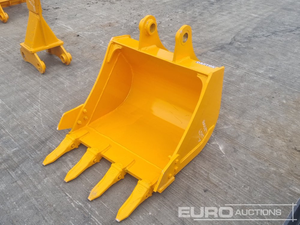 Unused 2025 Captok 24" Digging Bucket 45mm Pin to suit 4-6 Ton Excavator Excavator - Godet: photos 1 Unused 2025 Captok 24" Digging Bucket 45mm Pin to suit 4-6 Ton Excavator Excavator - Godet: photos 1