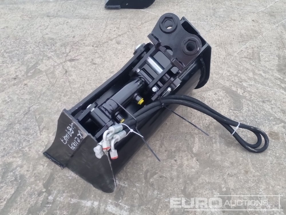 Unused 2025 Captok 24" Hydraulic Tilting Bucket 25mm Pin to suit Mini Excavator - Godet: photos 3 Unused 2025 Captok 24" Hydraulic Tilting Bucket 25mm Pin to suit Mini Excavator - Godet: photos 3