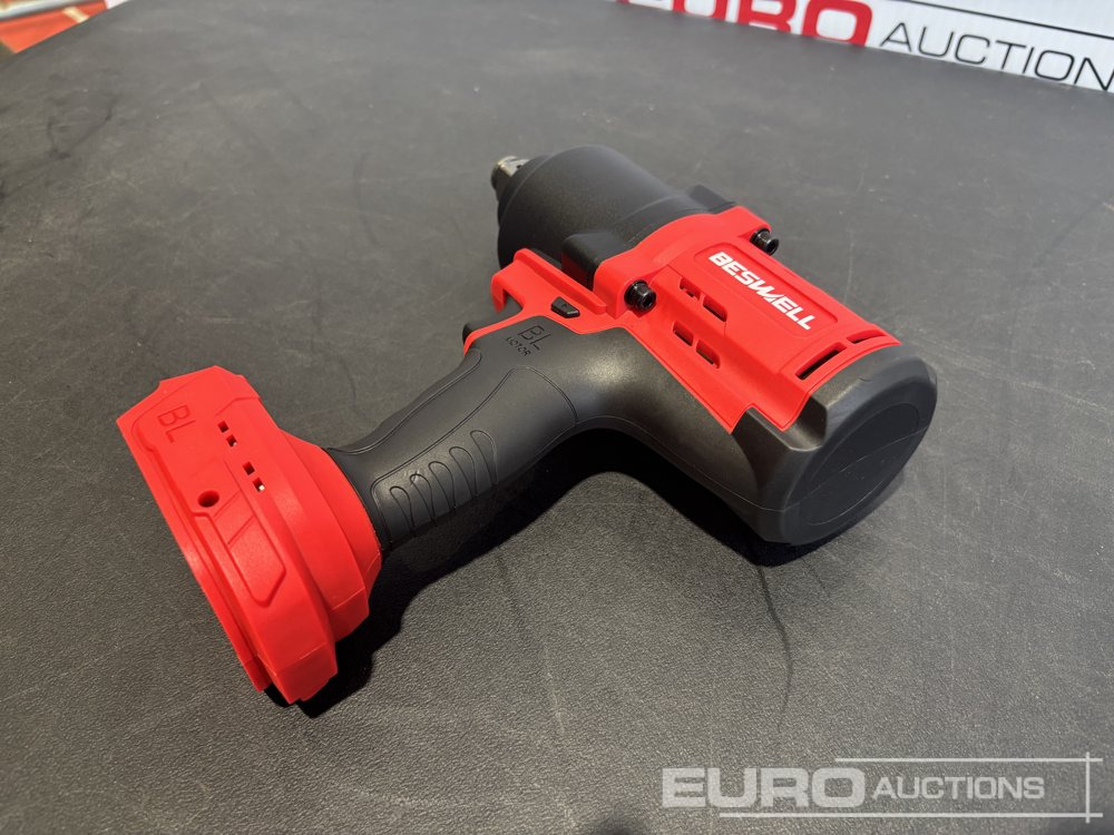 Unused CIW-134A 3/4" Brushless Impact Wrench, 2 x 5.0AH Battery with Charger - Équipement de garage: photos 4 Unused CIW-134A 3/4" Brushless Impact Wrench, 2 x 5.0AH Battery with Charger - Équipement de garage: photos 4