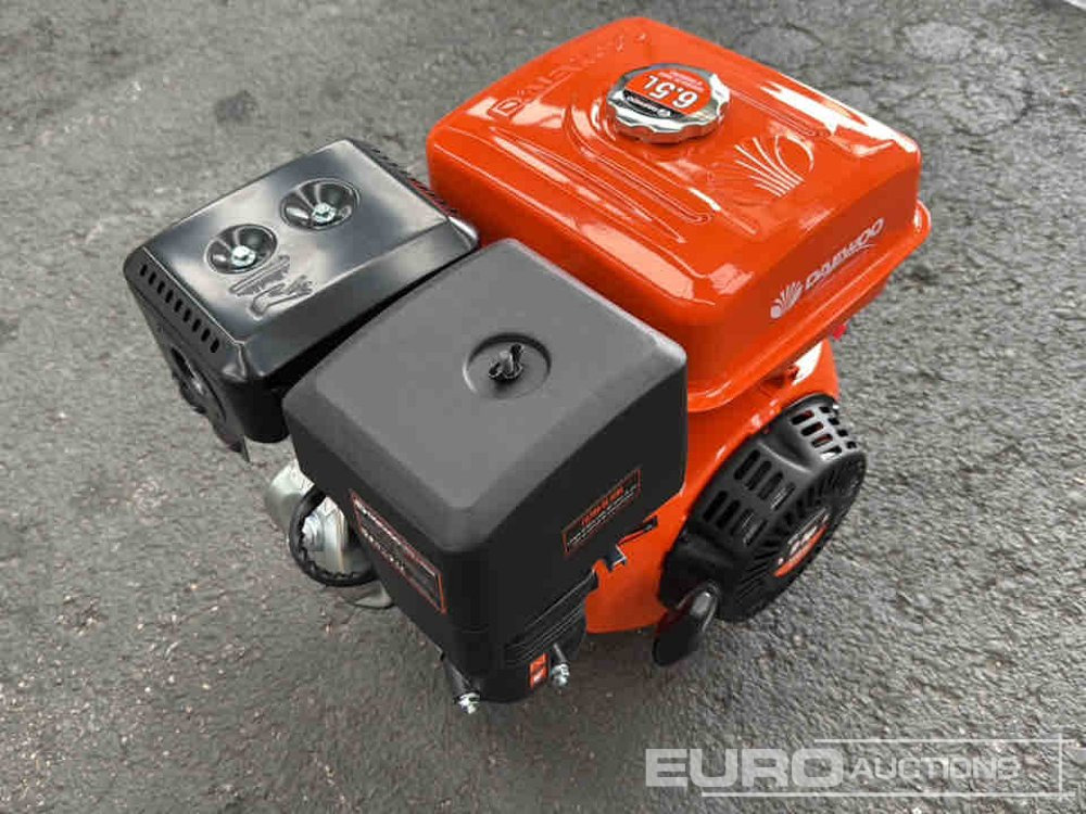 Unused Daewoo GAE177F 9Hp 270cc Petrol Engine (2 of) - Moteur: photos 1 Unused Daewoo GAE177F 9Hp 270cc Petrol Engine (2 of) - Moteur: photos 1