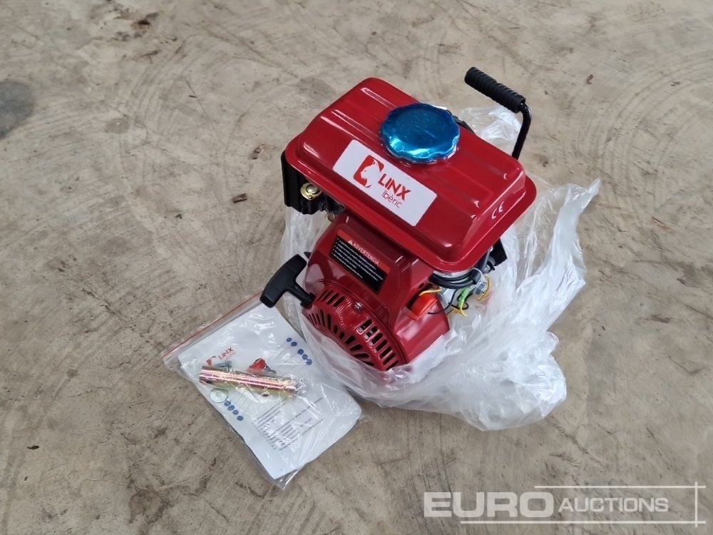 Unused Daewoo SR152F Petrol Engine - Moteur: photos 1 Unused Daewoo SR152F Petrol Engine - Moteur: photos 1