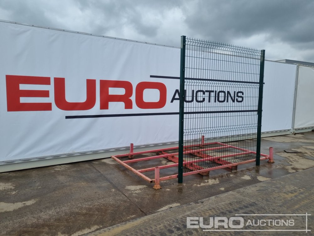 Unused Galvanised & Powder Coated Heavy Duty (5mm) Wire Mesh Fencing, 25 x H2.4m x W2.2m Panels, 26 x 60mm x 60mm x3m Posts, with Fittings (Green) - Matériel de chantier: photos 1 Unused Galvanised & Powder Coated Heavy Duty (5mm) Wire Mesh Fencing, 25 x H2.4m x W2.2m Panels, 26 x 60mm x 60mm x3m Posts, with Fittings (Green) - Matériel de chantier: photos 1