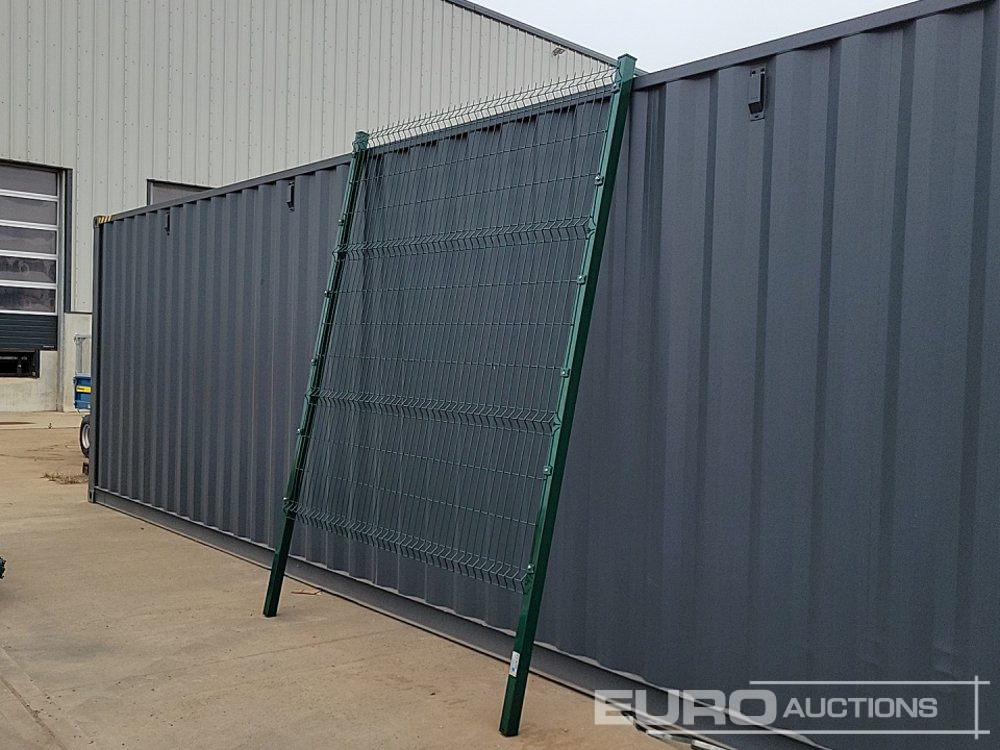Unused Galvanised & Powder Coated Heavy Duty (5mm) Wire Mesh Fencing, 25 x H2.4m x W2.2m Panels, 26 x 60mm x 60mm x3m Posts, with Fittings (Green) - Matériel de chantier: photos 5 Unused Galvanised & Powder Coated Heavy Duty (5mm) Wire Mesh Fencing, 25 x H2.4m x W2.2m Panels, 26 x 60mm x 60mm x3m Posts, with Fittings (Green) - Matériel de chantier: photos 5
