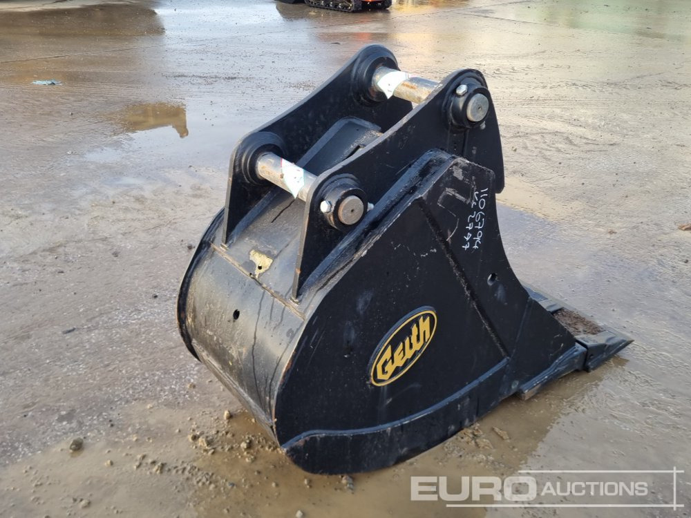 Unused Geith 24" Digging Bucket 65mm Pin to suit 13 Ton Excavator - Godet: photos 5 Unused Geith 24" Digging Bucket 65mm Pin to suit 13 Ton Excavator - Godet: photos 5