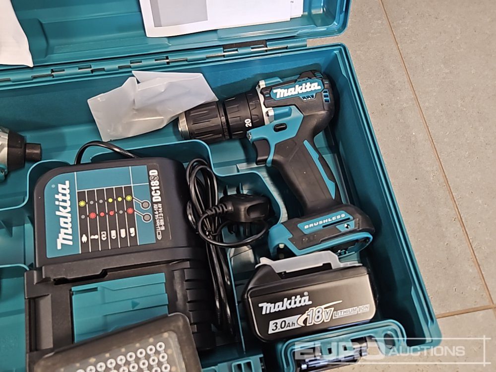 Unused Makita DHP453 18V LXT Combi Dril, Makita DTD152 18V LXT Impact Driver, Battery, Charger, Bit Set - Équipement de garage: photos 5 Unused Makita DHP453 18V LXT Combi Dril, Makita DTD152 18V LXT Impact Driver, Battery, Charger, Bit Set - Équipement de garage: photos 5