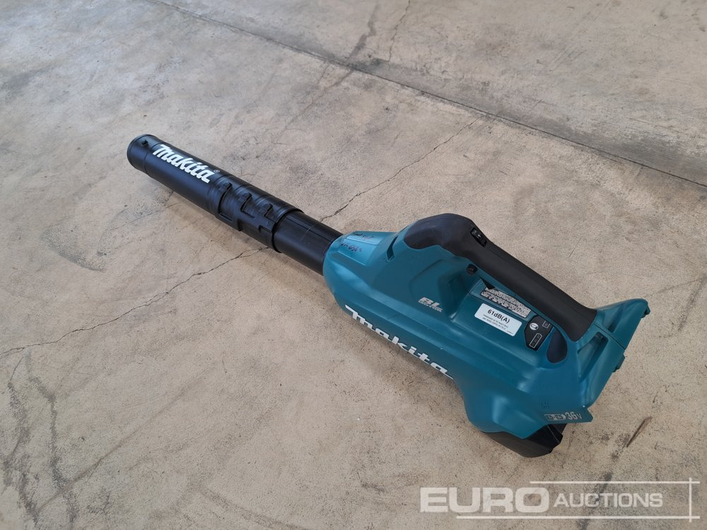 Unused Makita XBU02 36v (2x18v) XLT Cordless Blower (Body Only) - Matériel de chantier: photos 3 Unused Makita XBU02 36v (2x18v) XLT Cordless Blower (Body Only) - Matériel de chantier: photos 3