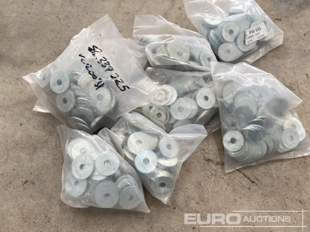 Unused Packs of 100 Washers (8 of) - Équipement de garage: photos 5 Unused Packs of 100 Washers (8 of) - Équipement de garage: photos 5