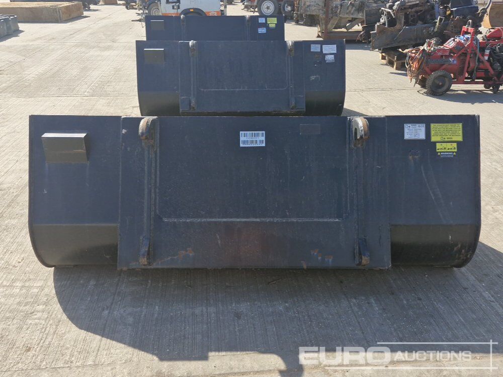 Unused Rhinox 90" Loading Bucket to suit Telehandler - Godet: photos 4 Unused Rhinox 90" Loading Bucket to suit Telehandler - Godet: photos 4
