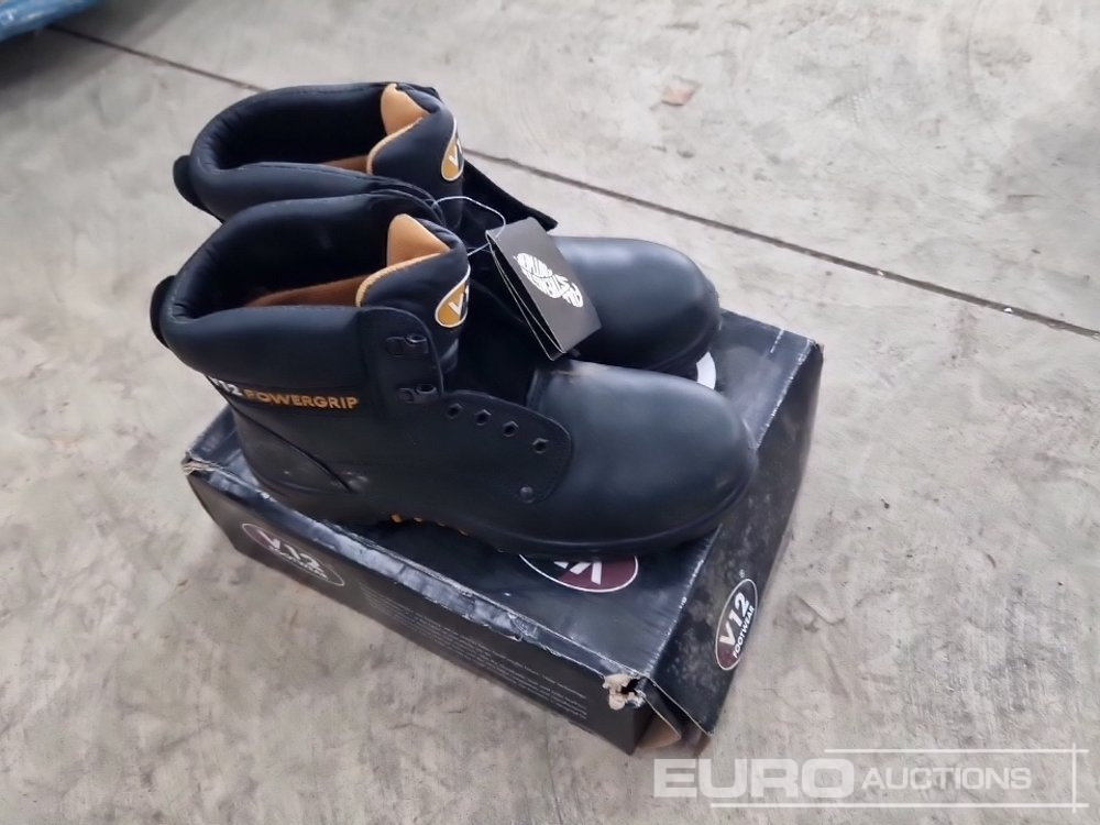 Unused V12 Laced Safety Boots, Size 8, - Matériel de chantier: photos 3 Unused V12 Laced Safety Boots, Size 8, - Matériel de chantier: photos 3