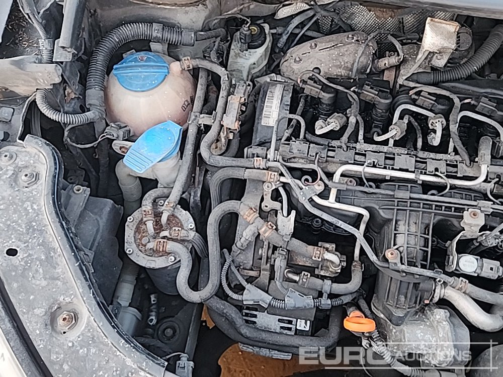 Véhicule utilitaire 2011 Volkswagen Caddy: photos 32