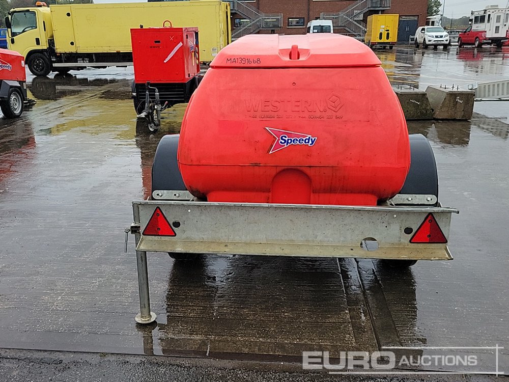 Western Single Axle Plastic Water Bowser - Cuve de stockage: photos 4 Western Single Axle Plastic Water Bowser - Cuve de stockage: photos 4