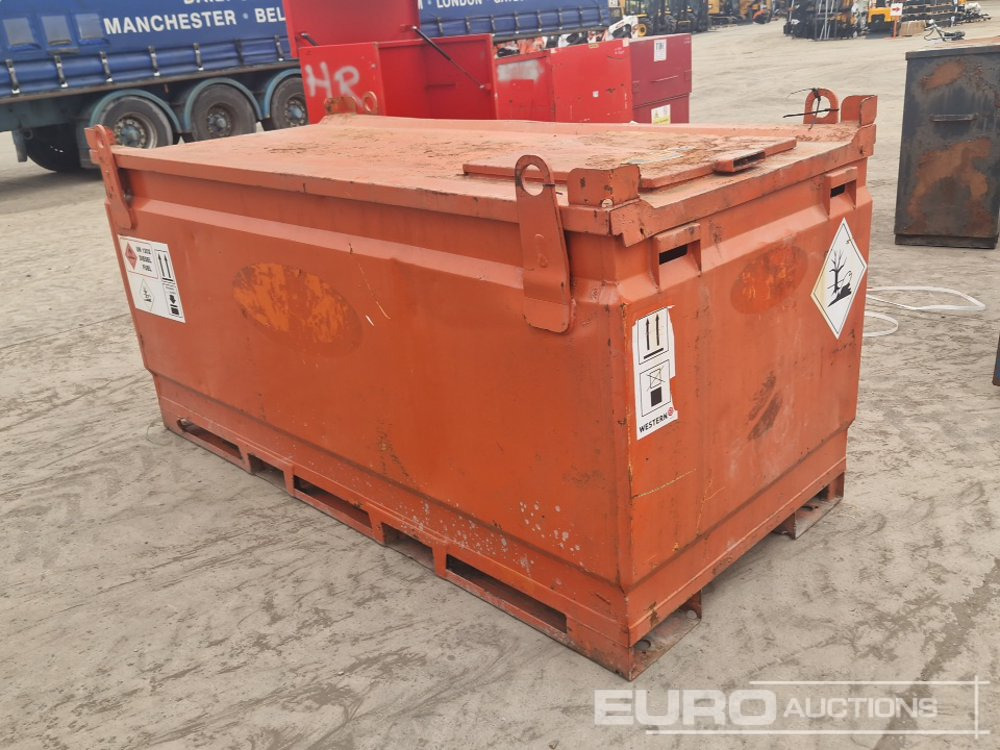 Western Static Bunded Fuel Bowser - Cuve de stockage: photos 3 Western Static Bunded Fuel Bowser - Cuve de stockage: photos 3