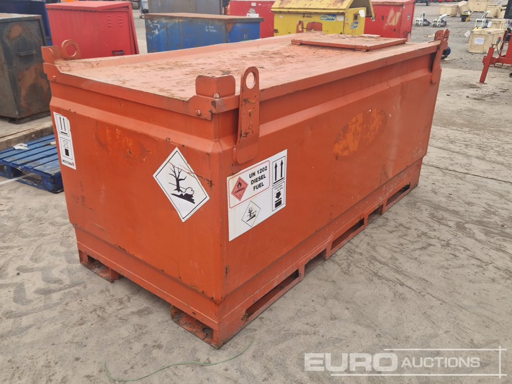 Western Static Bunded Fuel Bowser - Cuve de stockage: photos 2 Western Static Bunded Fuel Bowser - Cuve de stockage: photos 2