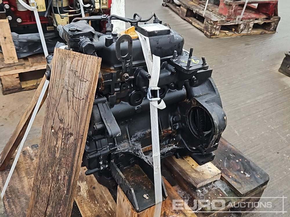 Yanmar 3TNE68 - Moteur: photos 3 Yanmar 3TNE68 - Moteur: photos 3