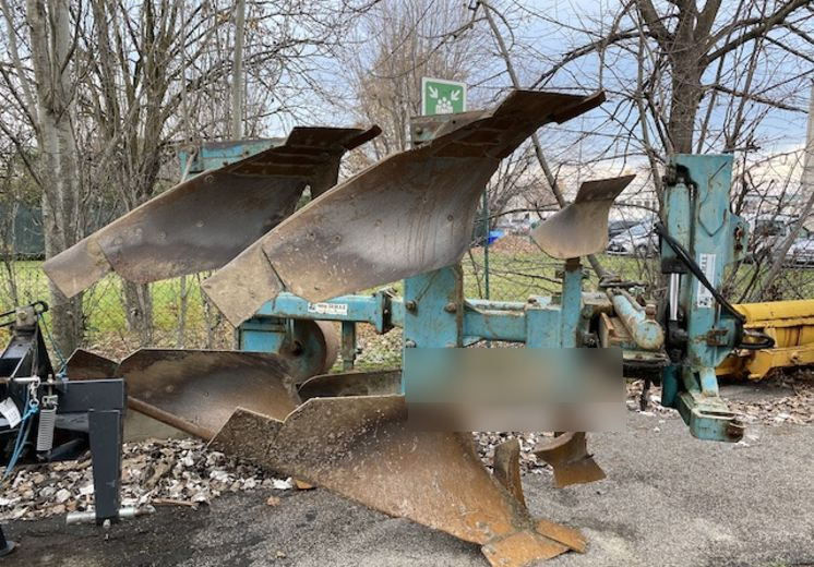 Aratro usato Nuova Comas - Charrue: photos 3 Aratro usato Nuova Comas - Charrue: photos 3