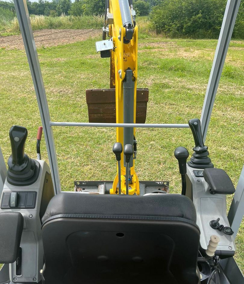 Miniescavatore usato Wacker Neuson ET 16 MTR - Mini pelle: photos 5 Miniescavatore usato Wacker Neuson ET 16 MTR - Mini pelle: photos 5