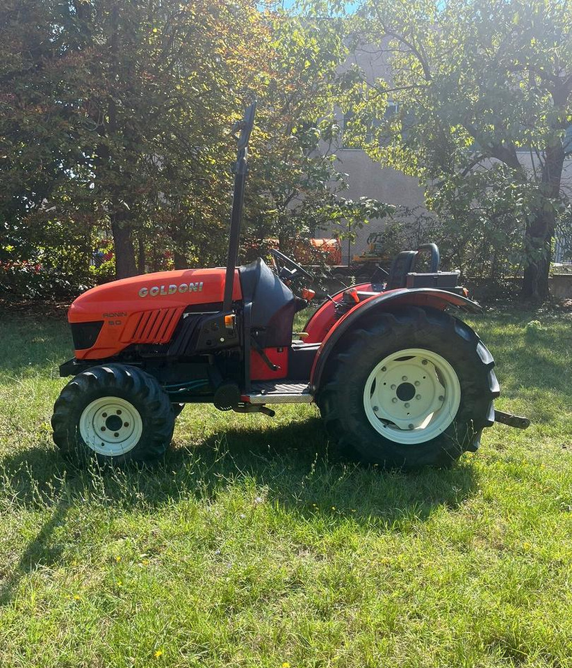 Trattore usato Goldoni Ronin 50 - Micro tracteur: photos 2 Trattore usato Goldoni Ronin 50 - Micro tracteur: photos 2