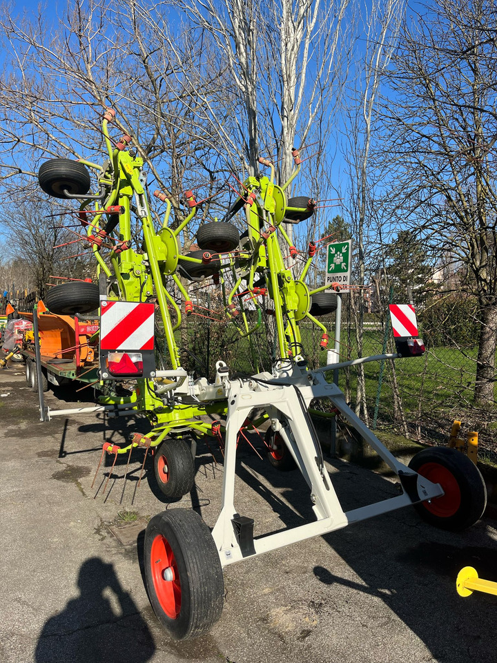 Voltafieno Claas Volto 900 - Faneuse: photos 3 Voltafieno Claas Volto 900 - Faneuse: photos 3