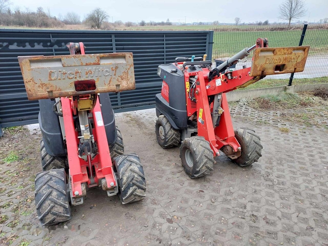 Ditch-Witch Zahn R300 - Trancheuse: photos 5 Ditch-Witch Zahn R300 - Trancheuse: photos 5