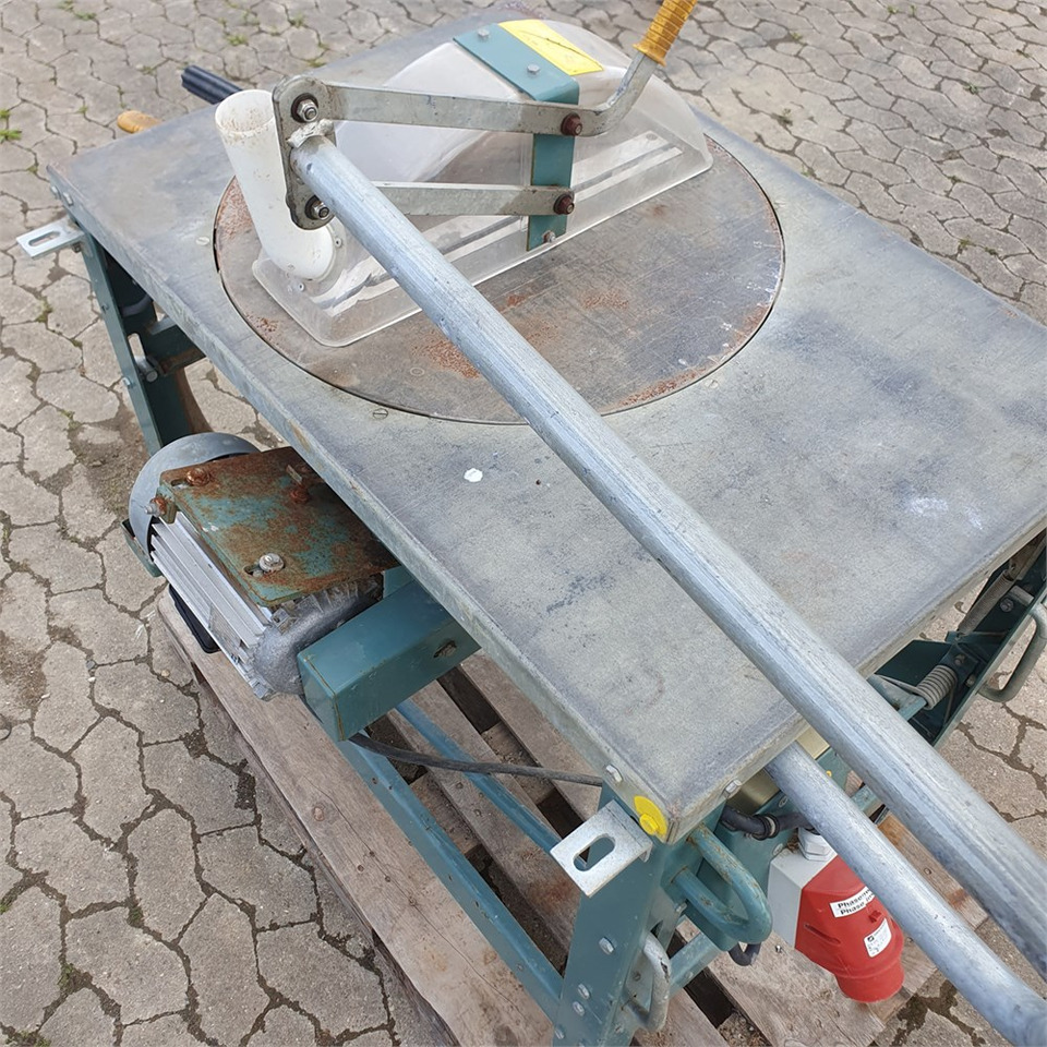 ABC 1603 - Machine-outil: photos 2 ABC 1603 - Machine-outil: photos 2