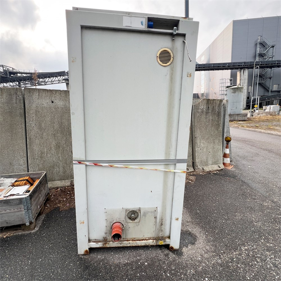 ABC 5 " WC - Conteneur comme habitat: photos 4 ABC 5 " WC - Conteneur comme habitat: photos 4