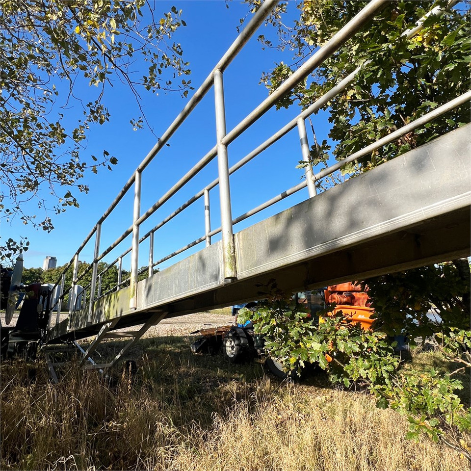 ABC 90M - Autre matériel: photos 5 ABC 90M - Autre matériel: photos 5