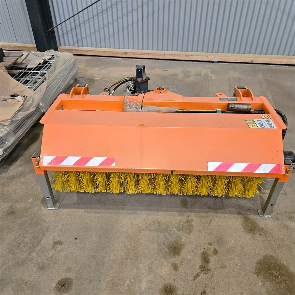 BM ZE120 - Brosse: photos 2 BM ZE120 - Brosse: photos 2