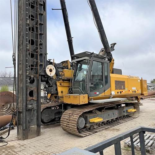 Mât de battage Banut 655