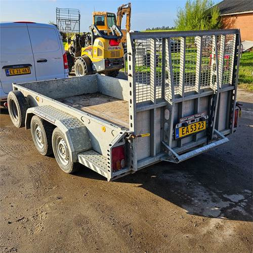 Brian James A Type - Remorque voiture: photos 4 Brian James A Type - Remorque voiture: photos 4